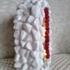 Kapliczka średnia, biały kamień, z oświetleniem LED, oraz figurką Matki Bożej